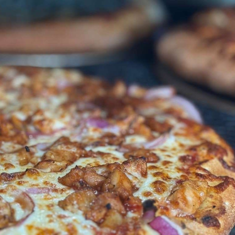 BBQ Chicken Pizza Delight